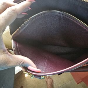Elegant Burgundy Women's Bag